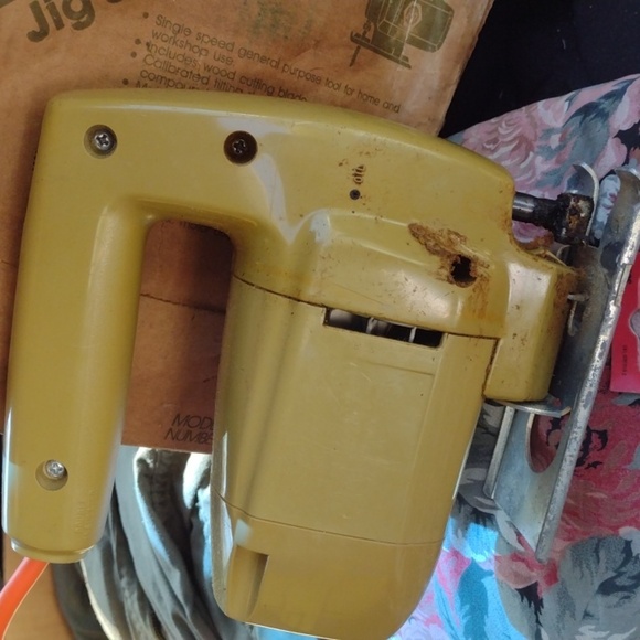 Jig Saw - Picture 2 of 4